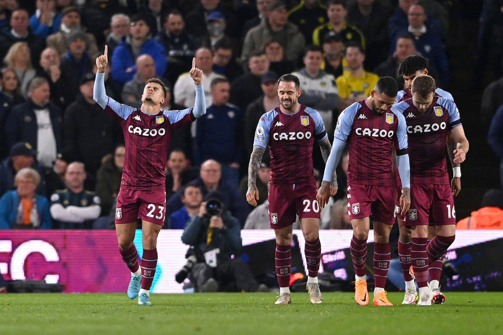 写属于他们 写属于他们